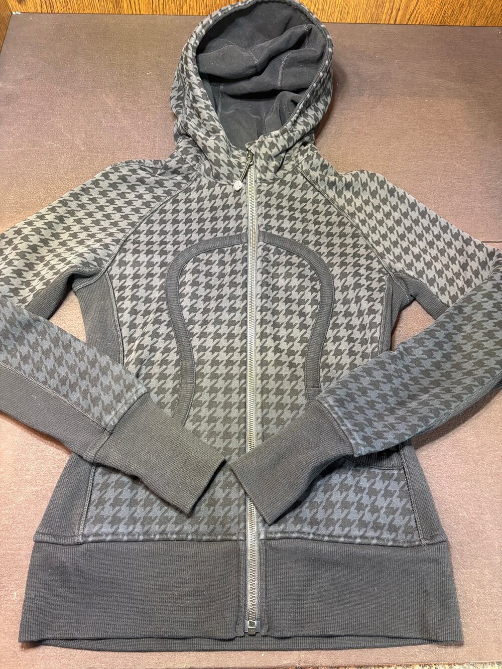 Lululemon Scuba Hoodie Gray Black Houndstooth Full Zip Size 8